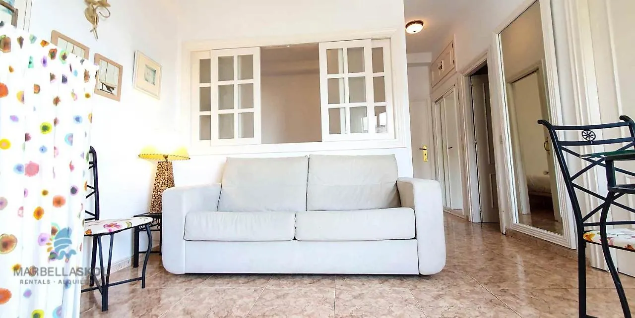 Skol 203. One Bedroom Apartment In Edificio Skol Building 마르베야